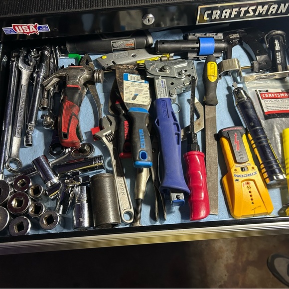 Craftsman toolbox with everything in it - Picture 5 of 16
